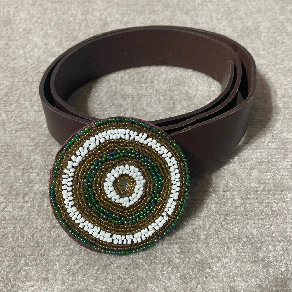 Brown Leather Belt w/Circular Seed Bead Belt‎ Buckle Size Medium/Large